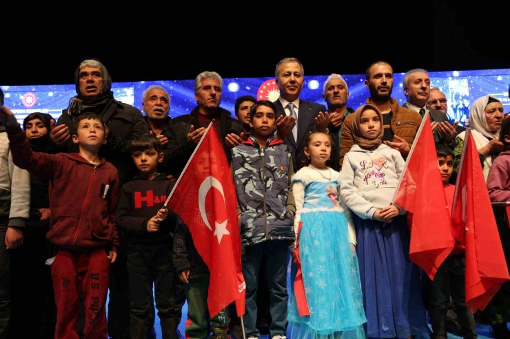 Bakan Yerlikaya, Diyarbakır’da Toki Kura Çekimine Katıldı: "diyarbakır’a 3 Milyar Lirayı Aşkın Kaynak Aktarıldı"