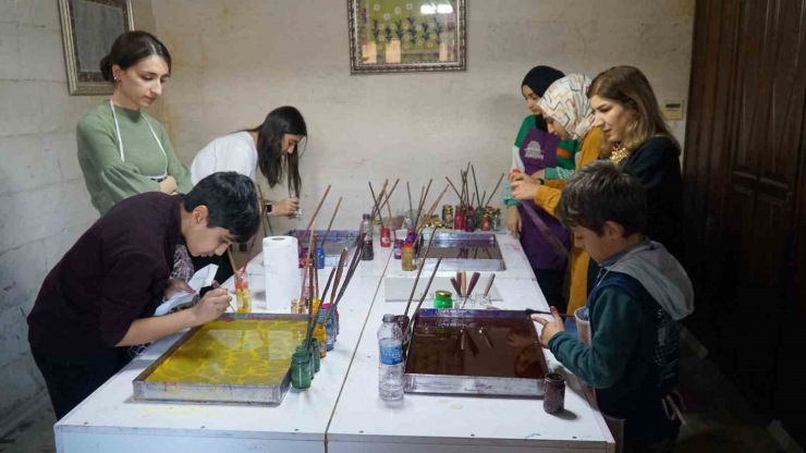 Gençler Haliliye Belediyesi İle Kültür Ve Sanata Doyuyor