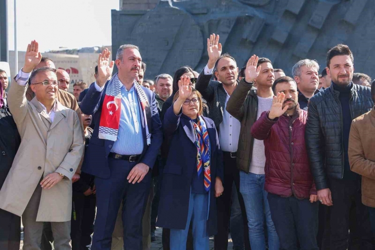 Gaziantep’te 5 Tırdan Oluşan İnsani Yardım Filosu Gazze İçin Yola Çıktı