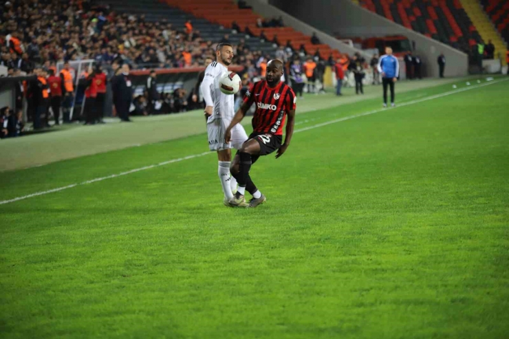 Trendyol Süper Lig: Gaziantep Fk: 1 - Beşiktaş: 0 (maç Devam Ediyor)