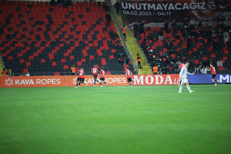 Trendyol Süper Lig: Gaziantep Fk: 1 - Beşiktaş: 0 (maç Devam Ediyor)