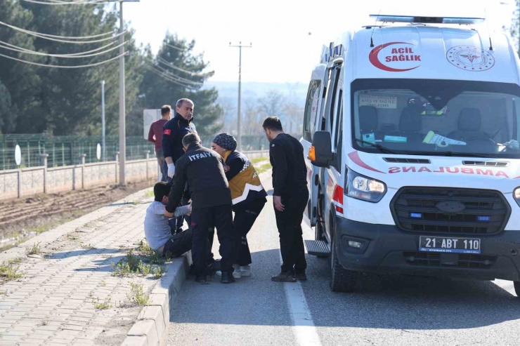 Diyarbakır’da Rehabilitasyon Servisi Takla Attı: 4’ü Çocuk, 9 Yaralı