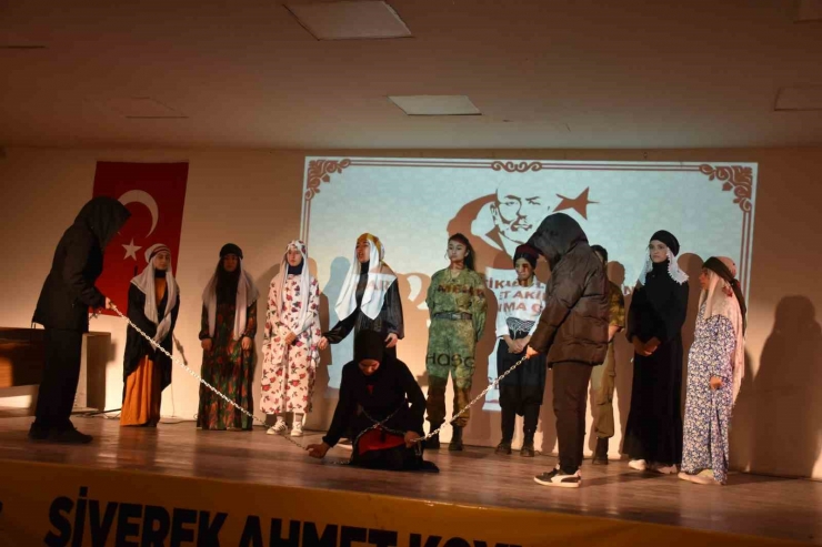 Siverek’te İstiklal Marşının Kabulü Ve Mehmet Akif Ersoy’u Anma Etkinliği Düzenlendi