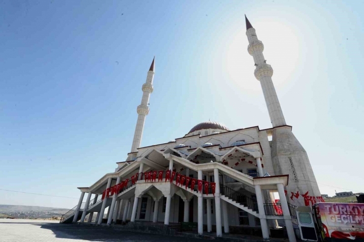 Şahinbey’de Osmangazi Camii Hizmete Açıldı