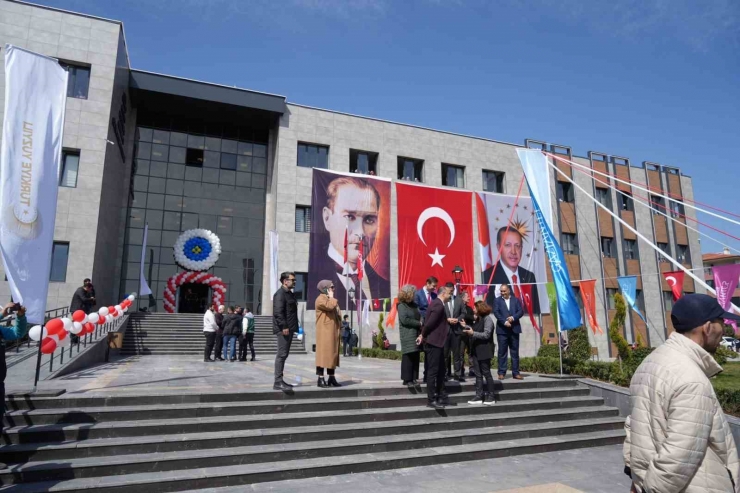 Bakan Yusuf Tekin: "bu Merkez, Alev Alatlı Misyonunun Ve Düşüncelerinin Hayata Geçmesine Katkı Sağlayacak"