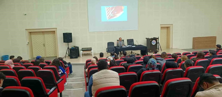 Gaün’de 18 Mart Çanakkale Zaferi Konferansı