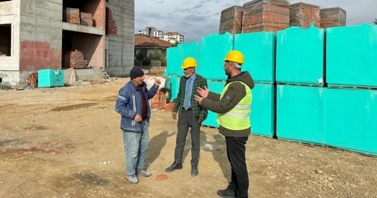 Deprem Bölgesi Malatya’da İnşaat Sektörünün De Gözü Kulağı Seçimlerde