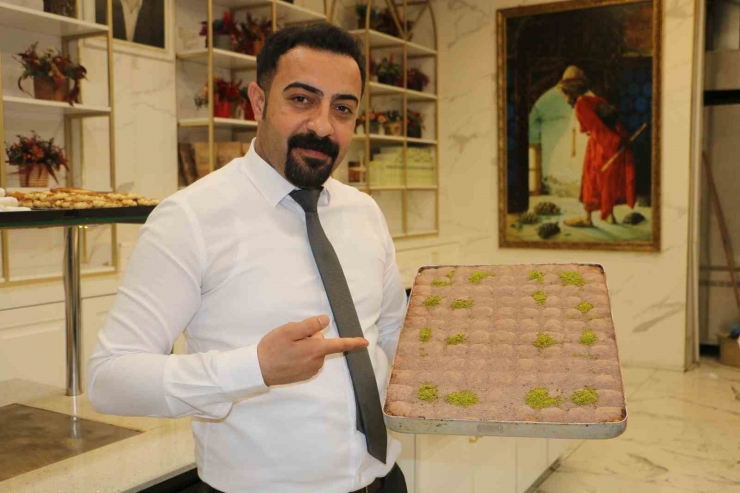 Hacıbaba Pastaneleri Diyarbakır’da Bayram Sürecinde 30 Ton Tatlı Sattı