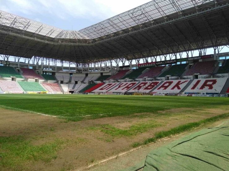 Diyarbakır Stadyumunda Şampiyonluk Maçı Hazırlıkları Tamamlandı