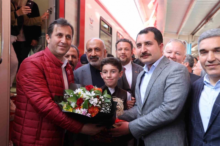 Turistik Diyarbakır Ekspresi Davul Zurnayla Karşılandı