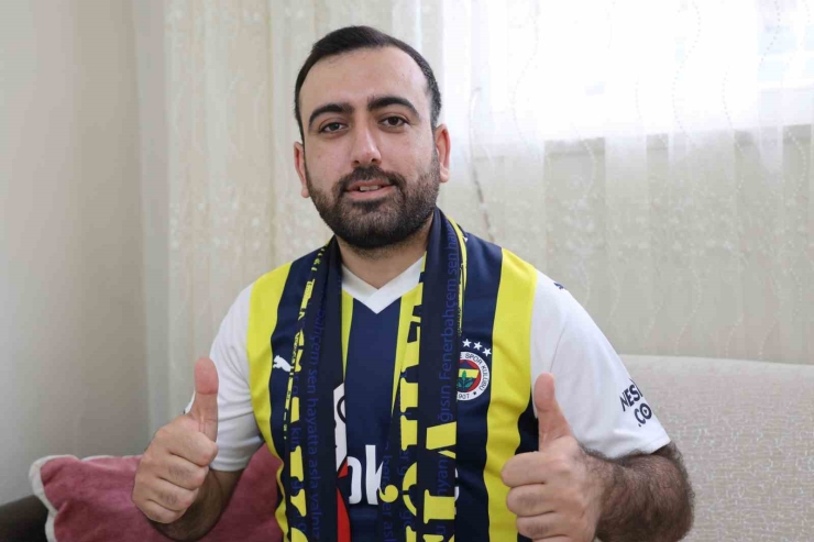 Diyarbakır’da Fenerbahçeli Taraftar, Icardi’nin ’sınır Dışı’ Edilmesi İçin Polise Şikayette Bulundu
