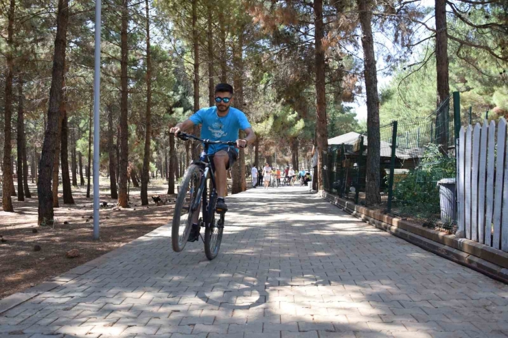 Gaziantepliler, Erikçe Macera Parkı’nda Sıra Dışı Etkinliklerle Keyifli Vakit Geçiriyor