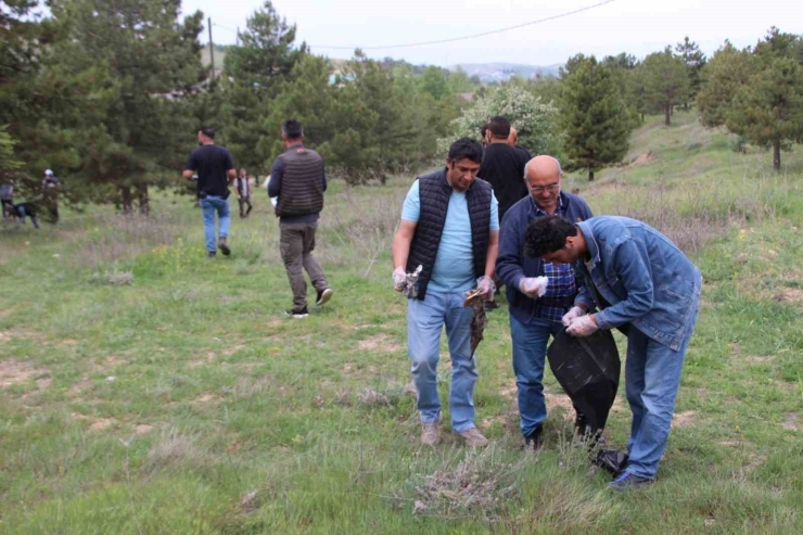 ’orman Benim’ Kampanyası İle Temizlik Yaptılar