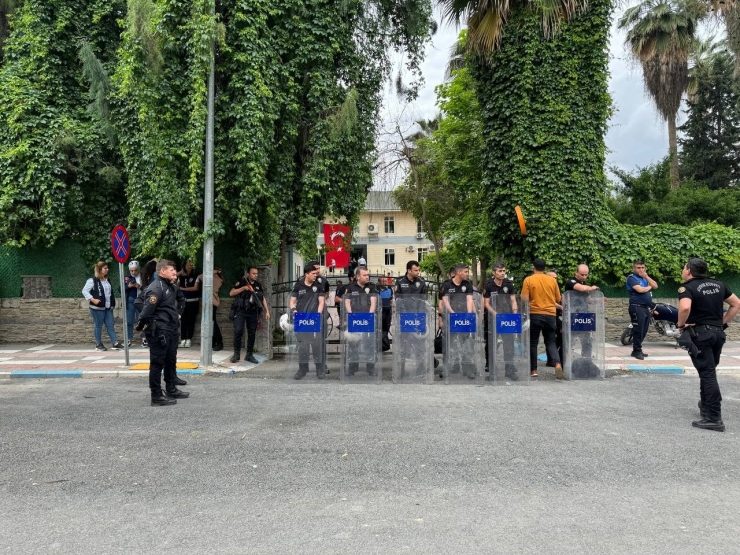 Başkanın Dem Parti’den İstifa Ettiği Birecik Belediyesinde Yoğun Güvenlik Önlemi