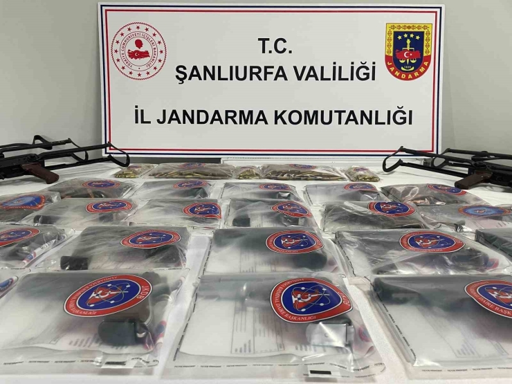 Şanlıurfa’da Uyuşturucu Ve Kaçak Silah Operasyonu: 53 Gözaltı