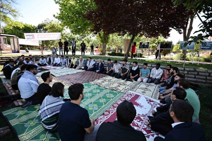 Tahmazoğlu İsrail’i Protesto Eden Üniversite Öğrencilerine Destek Verdi