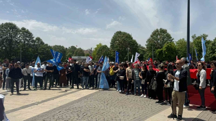 Gaziantep’te Şiddete Karşı Öğretmenler Basın Açıklaması Yaptı