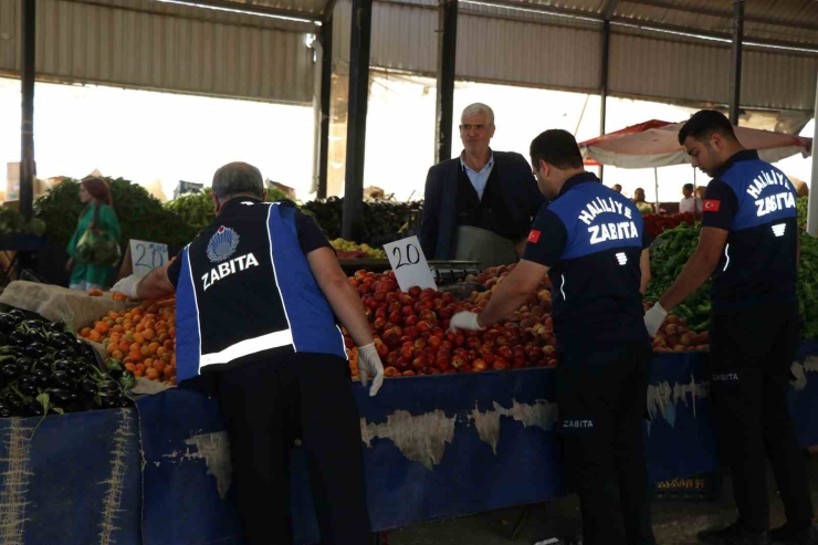 Zabıta Pazar Yerlerini Denetledi