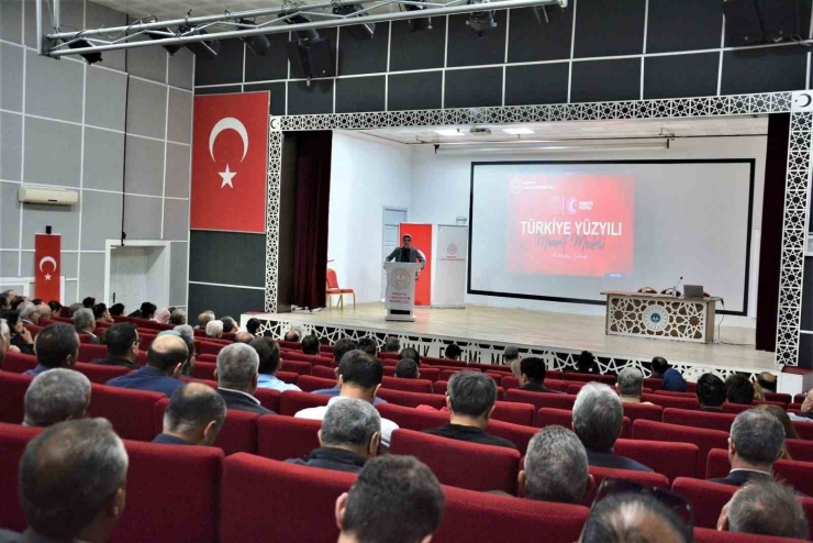 Malatya’da, "türkiye Yüzyılı Maarif Modeli" Müfredatı Hakkında Bilgilendirme Toplantısı