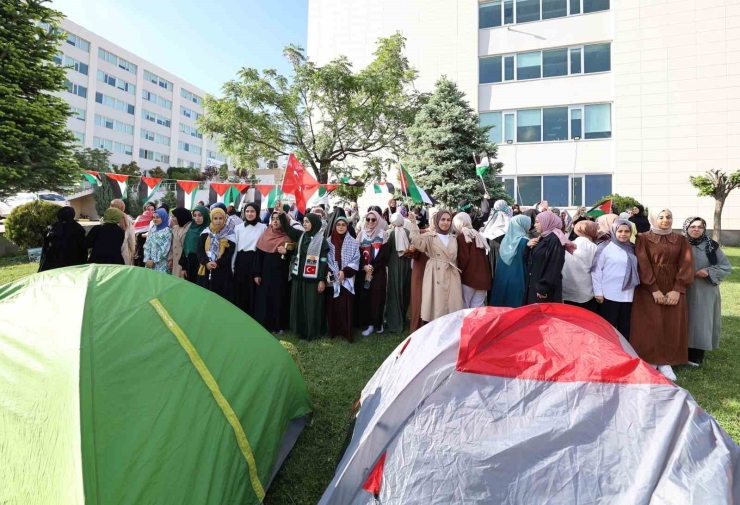 Gibtü Öğrencilerinden Gazze’ye Destek İçin "çadır Nöbeti"