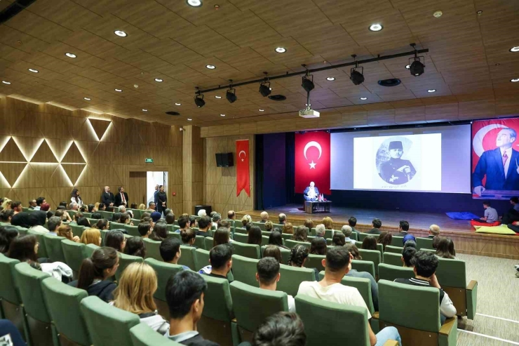 Panorama Müzesi’ni Gezen Kazım Karabekir Paşa’nın Kızı Timsal Karabekir Duygu Dolu Anlar Yaşadı