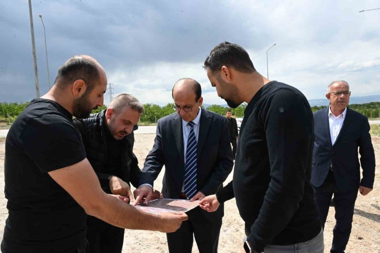 Yaka İle Dilek Mahalleleri Arasındaki Ulaşım Rahatlatılıyor