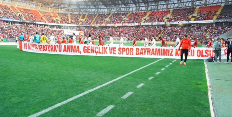 Trendyol Süper Lig: Gaziantep Fk: 0 - Fatih Karagümrük: 0 (maç Devam Ediyor)