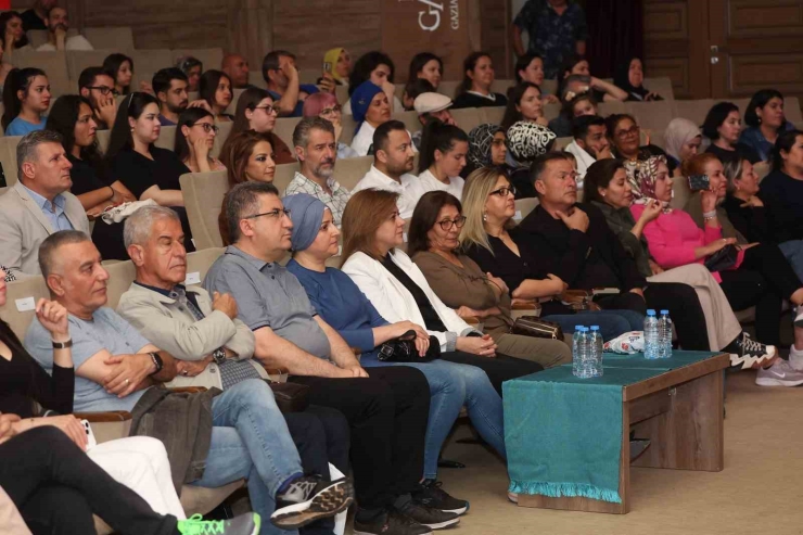 Türk Halk Müziği Korosu’ndan Gaziantep’te Bahar Konseri