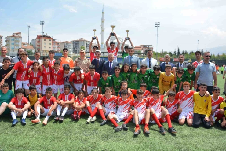 Malatya’da 77’den 7’ye Geleneksel Çocuk Oyunları Şenliği Düzenlendi