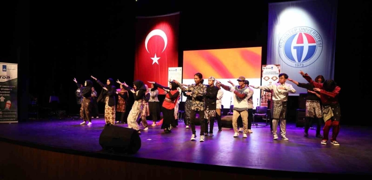 5. Uluslararası Öğrenci Festivali Gaün’de Düzenlendi