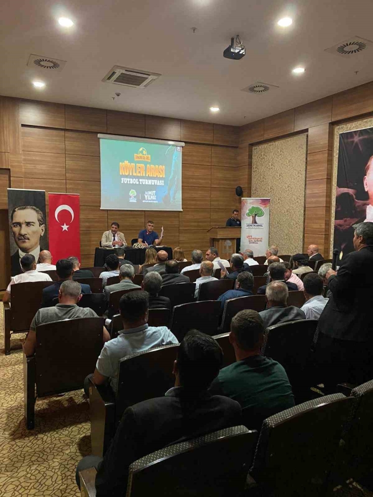 Köyler Arası Futbol Turnuvası İçin Muhtarlarla İstişare Toplantısı Düzenlendi