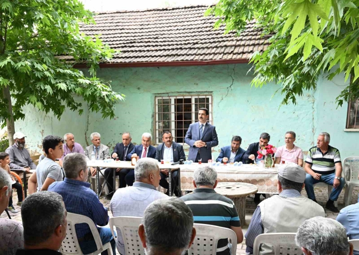 Taşkın, Hasırcılar Mahallesi Sakinleriyle Buluştu