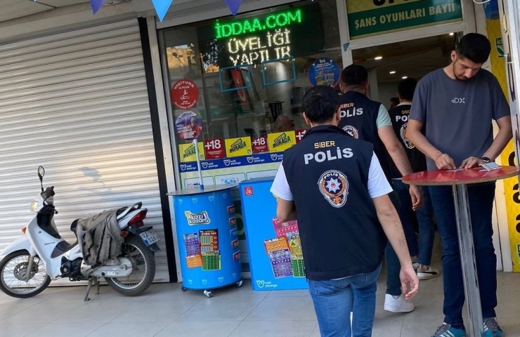 Polis Ekipleri ‘yasa Dışı Bahis’ Uygulaması Yaptı