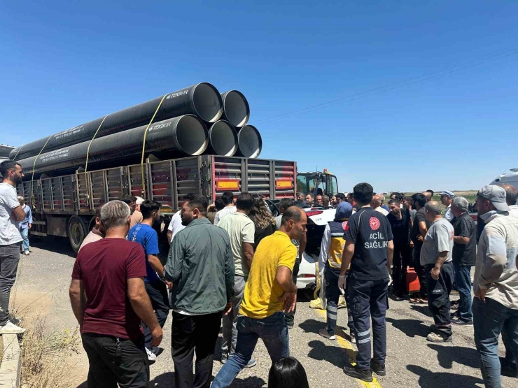 Tırın Altına Giren Otomobilin Sürücüsü Hayatını Kaybetti