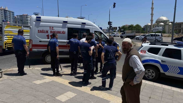 Trafikteki Tartışma Bıçaklı, Silahlı Kavgaya Dönüştü: 5 Yaralı