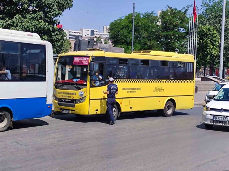 Büyükşehir Zabıtasından Toplu Taşıma Araçlarında Klima Denetimi