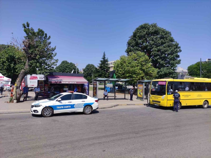 Büyükşehir Zabıtasından Toplu Taşıma Araçlarında Klima Denetimi