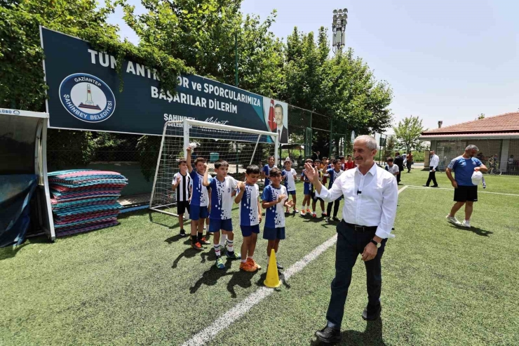 Başkan Tahmazoğlu: “gençlerimiz En Az Bir Branşta Spor Yapmalı”