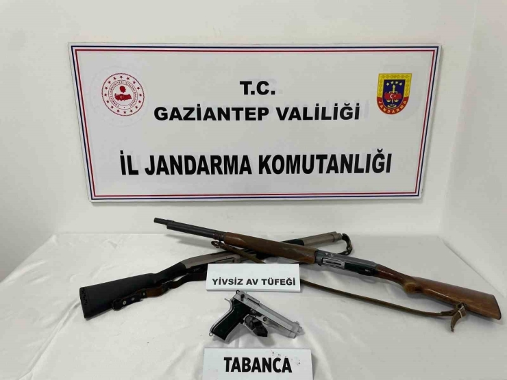 Gaziantep’te 14 Ruhsatsız Silah Ele Geçirildi