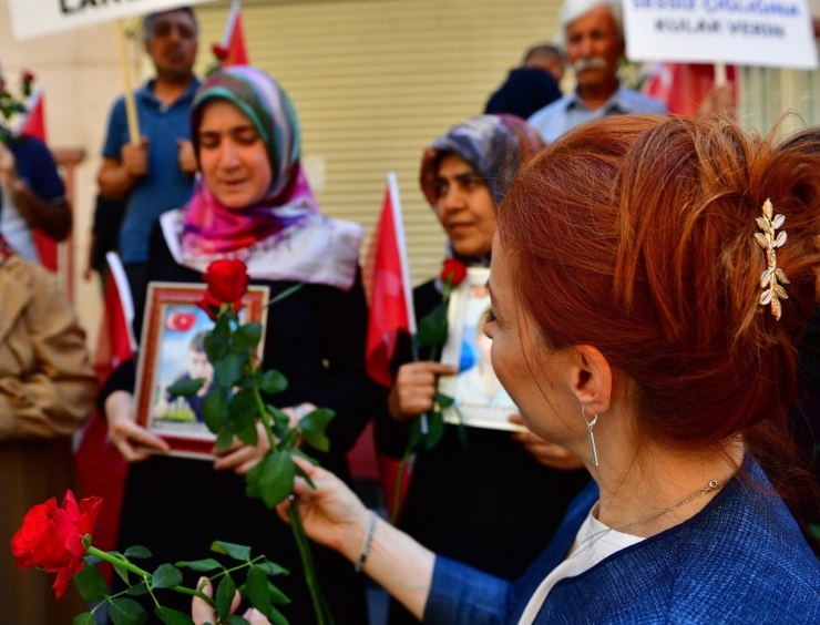 Vali Zorluoğlu’dan ‘diyarbakır Anneleri’ne Ziyaret