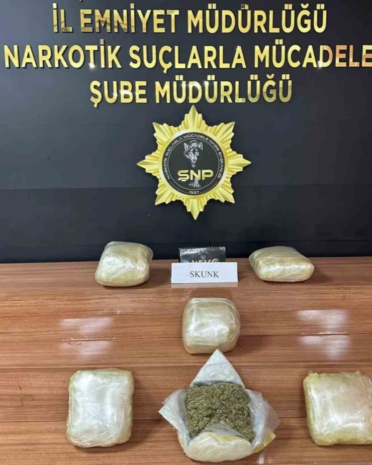 Şanlıurfa’da 18 Kilogram Skunk Ele Geçirildi: 2 Gözaltı