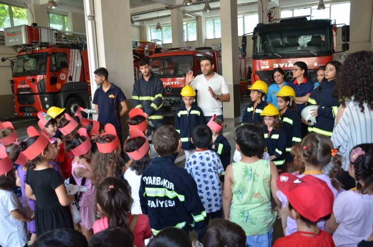 Diyarbakır’da Çocuklara İtfaiye Eğitimi Verildi