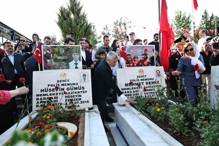 Tahmazoğlu 15 Temmuz Şehitlerini Ve Şehit Ailelerini Unutmadı