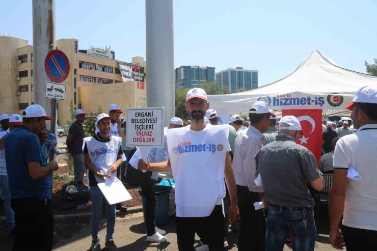 Hak-iş Genel Başkanı Arslan, Dem’li Belediyelerin İşten Çıkardığı Çalışanlarla Bir Araya Geldi