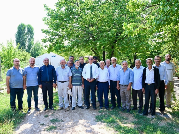 Geçit, Dilek Mahallesindeki Yeni Yatırımları İnceledi