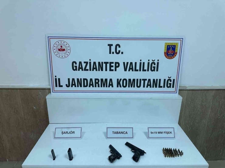 Gaziantep’te Kaçakçılık Operasyonu: 3 Tutuklama