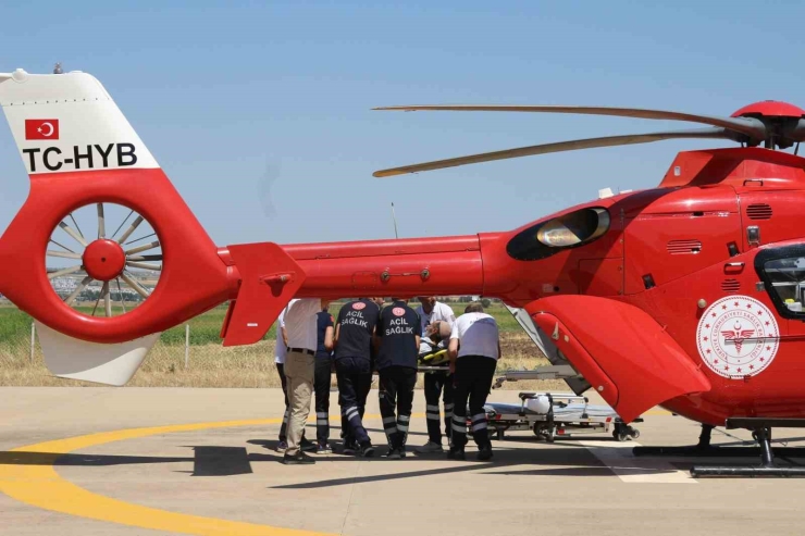 Diyarbakır’da Kalp Krizi Geçiren 72 Yaşındaki Adam Ambulans Helikopterle Hastaneye Sevk Edildi