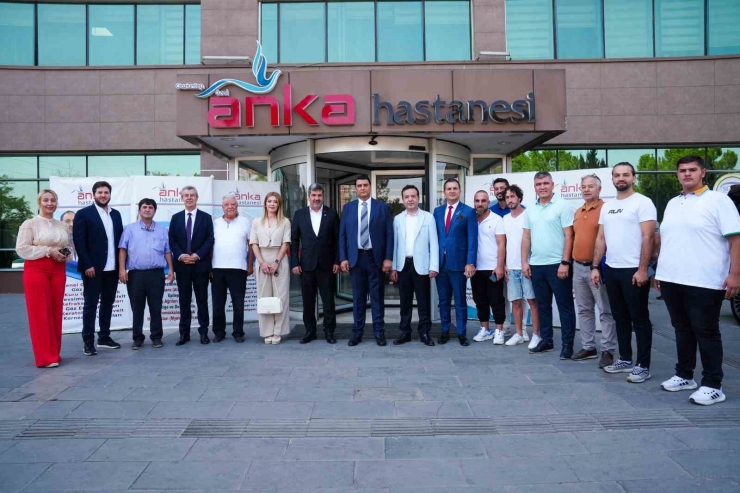 Anka Hastanesi, Şehitkamil Belediyespor Kulübü’ne Sponsor Oldu