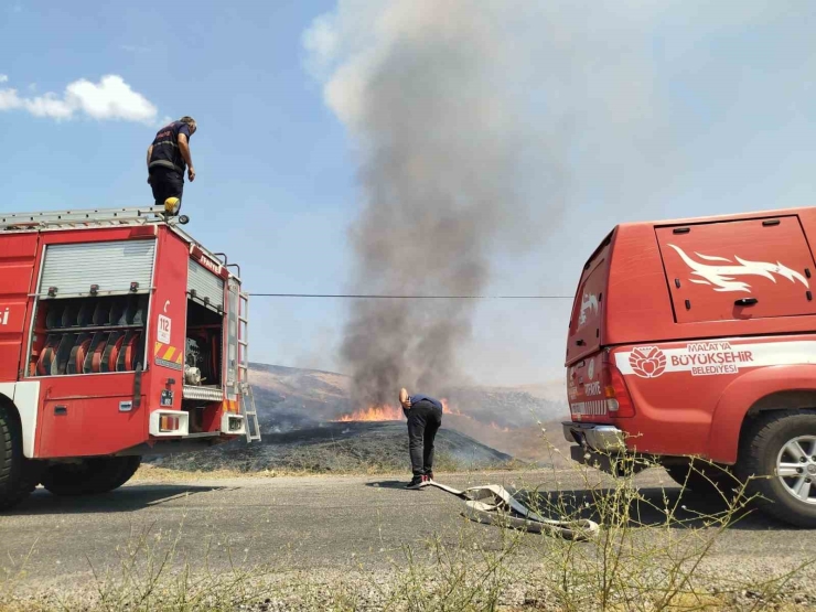 Malatya’da Anız Ve Bahçe Yangınları