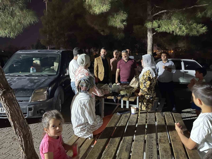 Ak Parti İl Başkanı Ocak, Hasta Ve Yakınlarıyla Buluştu